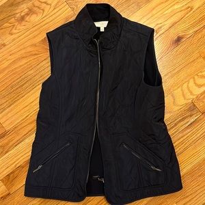 Navy blue light puffer vest